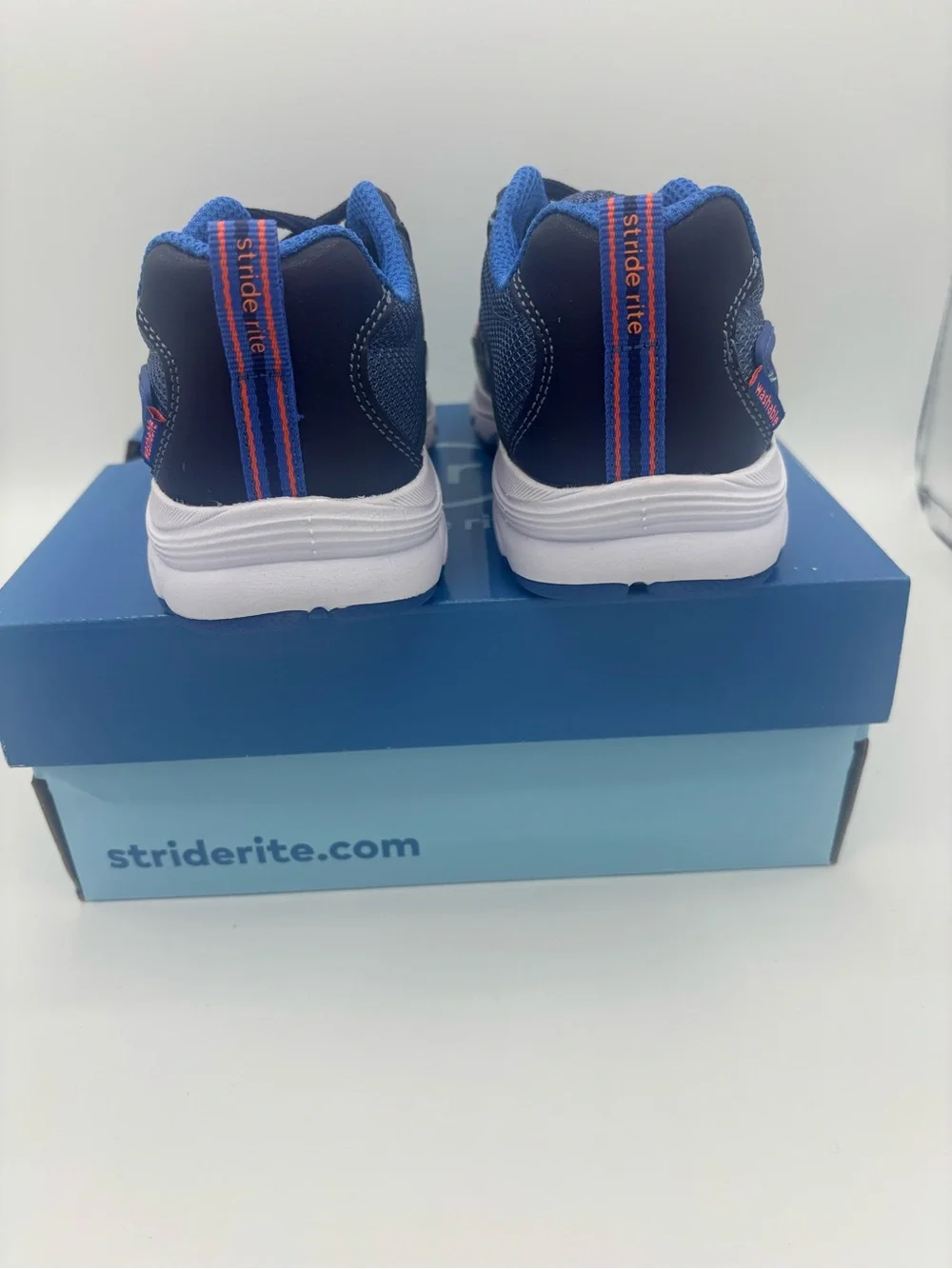Stride Rite Boys Athletic Journey sneaker 10.5 Extra Wide width